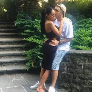 Meet your Posher, Nico